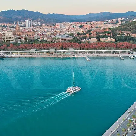 Spacious And Modern Gem In The Center Rems Appartement Málaga